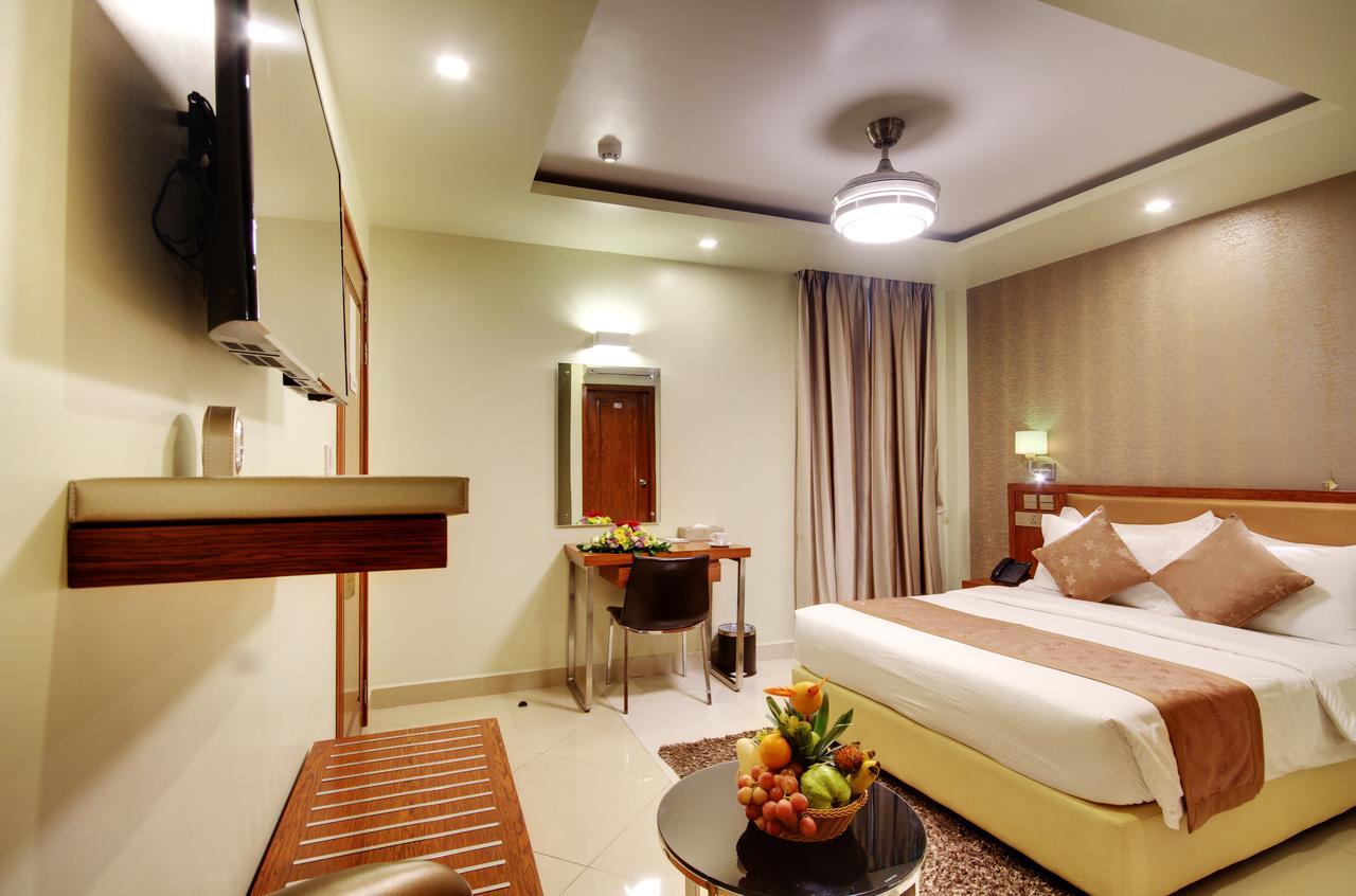 Готель Unima Grand 4*